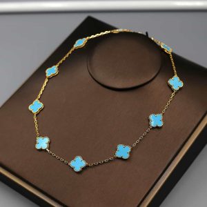 Hot Aussie Influencers Jewellery